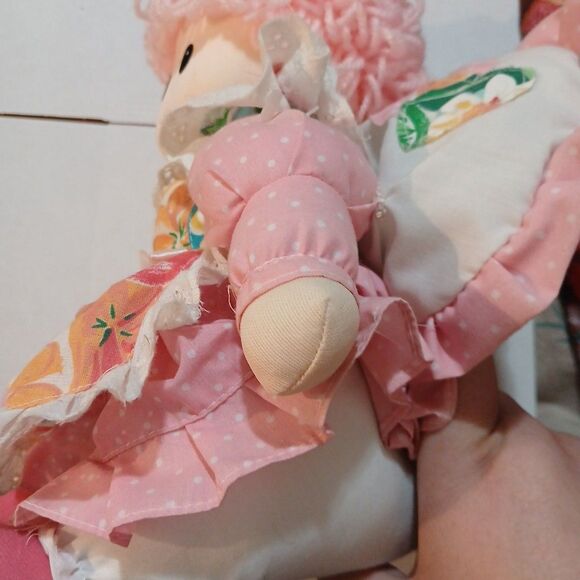 Vintage Soft Sculpture Artisan Doll by Joelson Industries 1998. Pink Hair - Picture 4 of 5